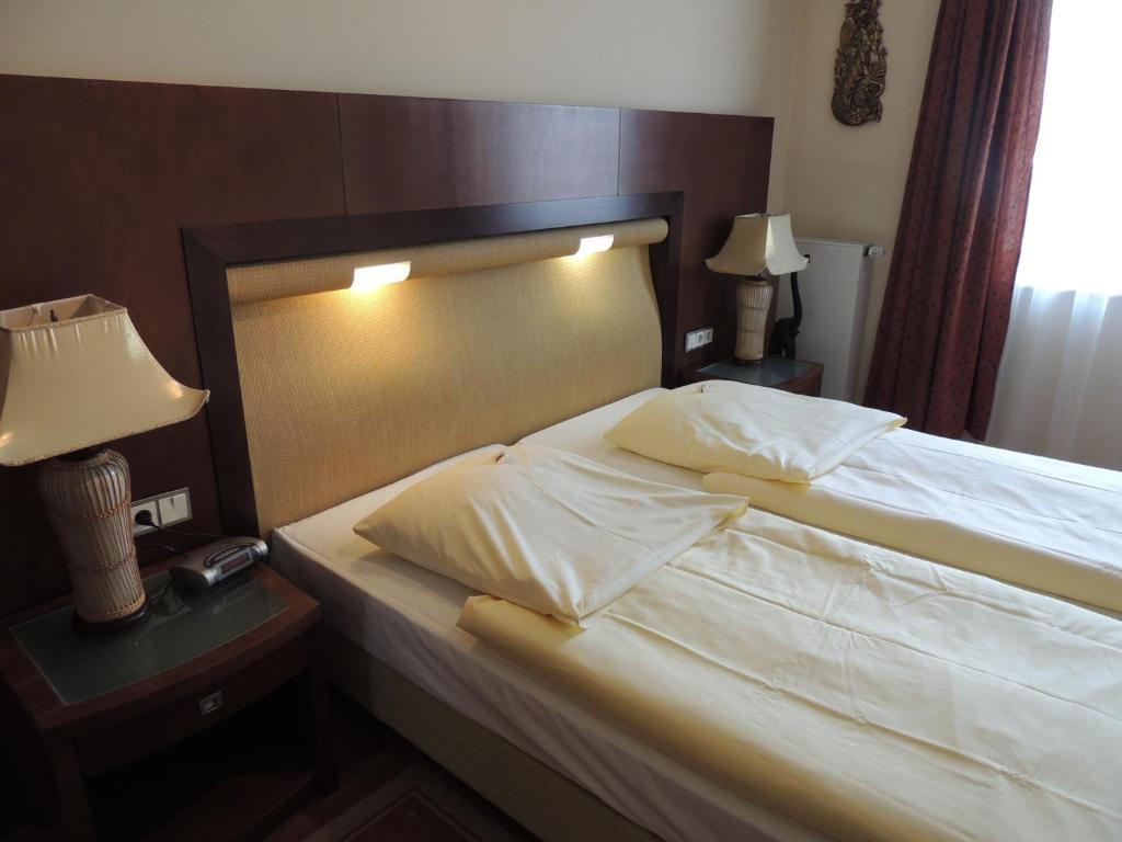 Royal Inn Colonia Habitación foto